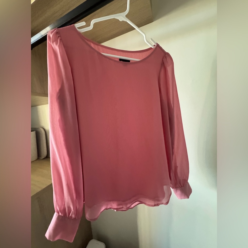 Ann Taylor Soft Pink Blouse